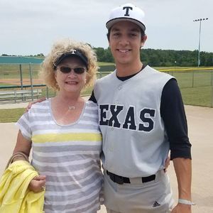 Meet your Posher, Riley